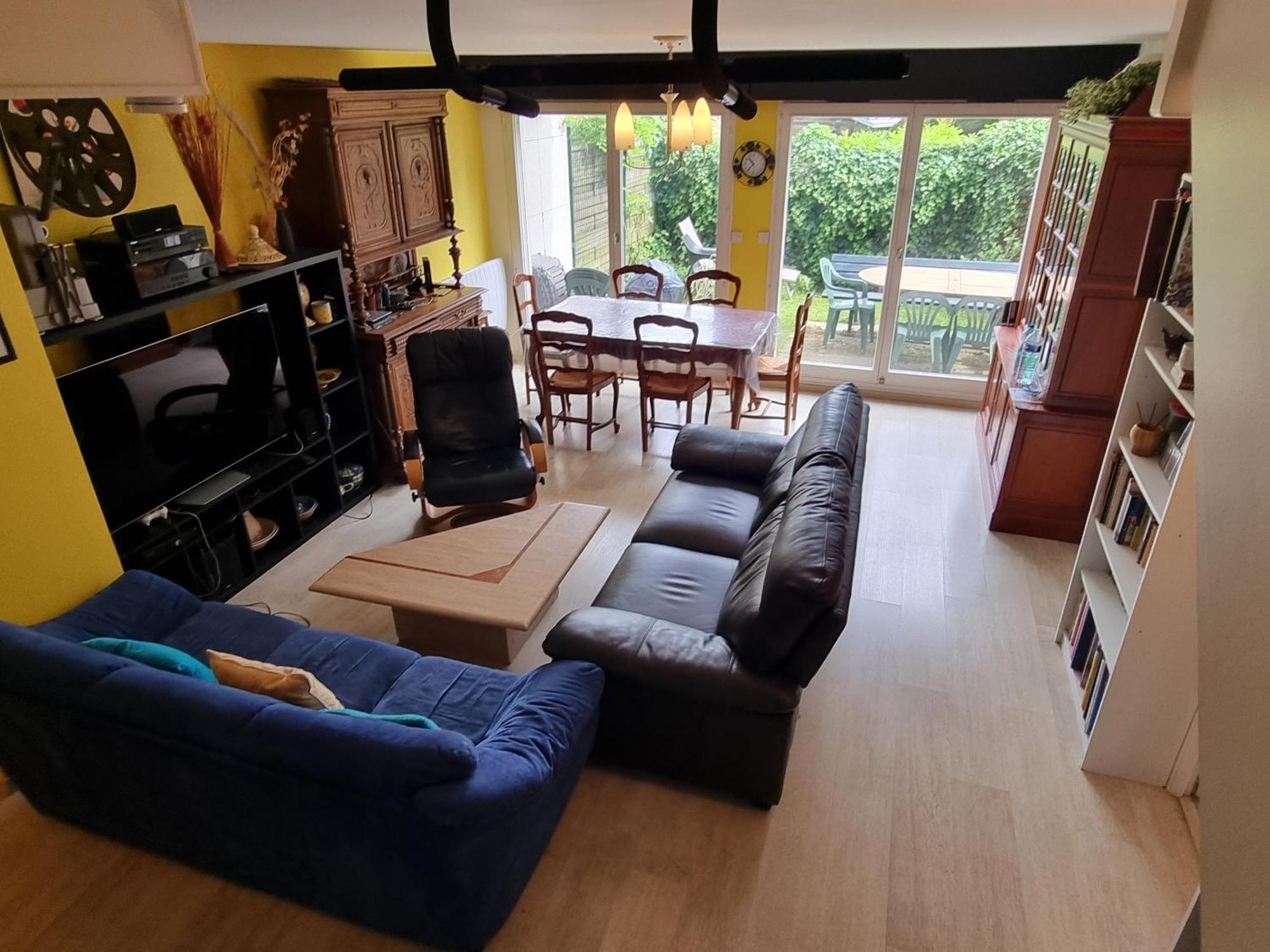 Chambre Avec Sdb Et Toilettes Privatives Rosny-sous-Bois Buitenkant foto